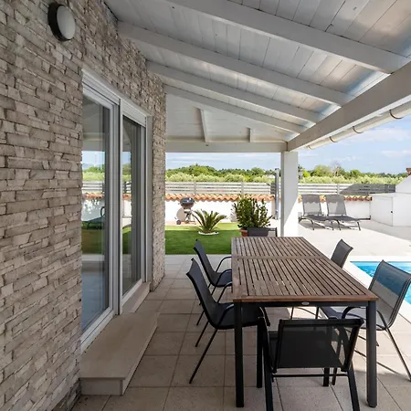 Ferienhaus Hana Medulin