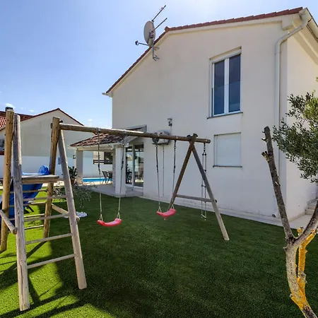 Ferienhaus Hana *