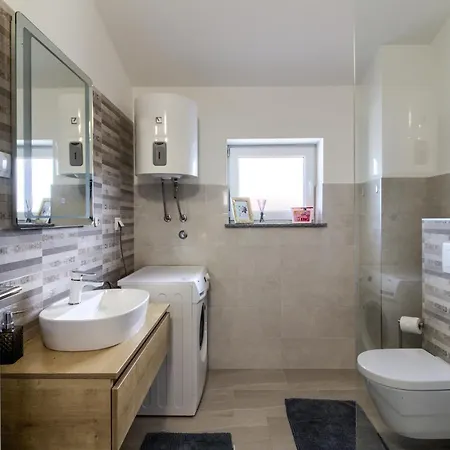 Hana Holiday home *