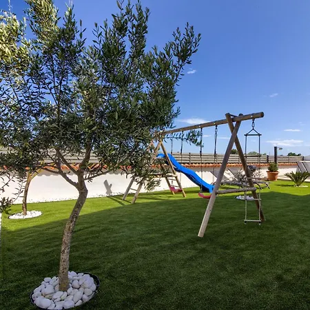 Hana 別荘 メドゥリン